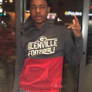 Meet your Posher, Leon